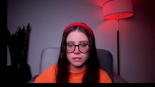 HazelKush online show from 06-24-26, 10:31