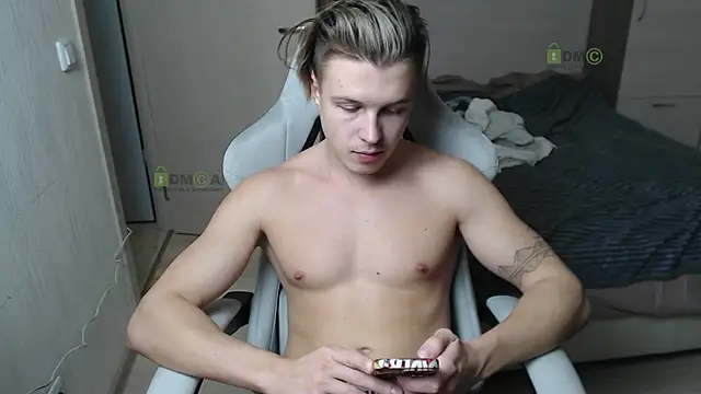 Sunny-Girl1 online show from 02-03-25, 04:31