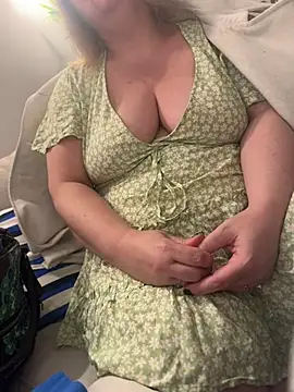 Snapshot of cplcokins34 chatting on 03-22-25, 02:25 cplcokins34 online show from 03-22-25, 02:25