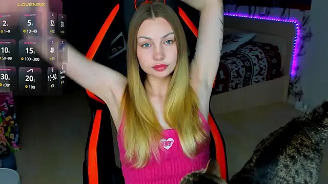 BiMolly online show from 05-07-26, 01:55