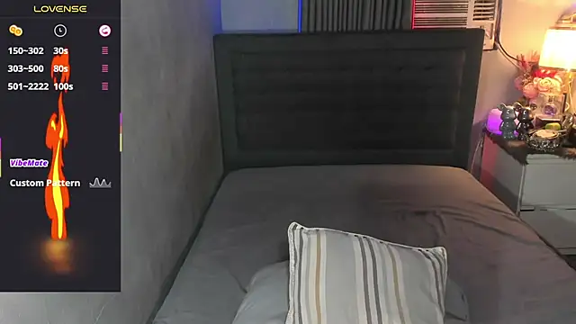 Snapshot of PrettyYoungHugeCockTS chatting on 02-27-26, 02:33 PrettyYoungHugeCockTS online show from 02-27-26, 02:33