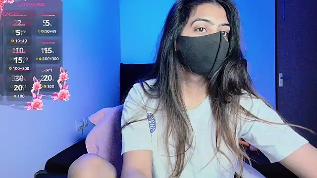 Snapshot of DesiZoya chatting on 11-07-25, 10:54 DesiZoya online show from 11-07-25, 10:54