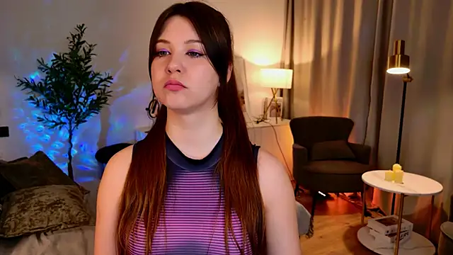 ElizaMild online show from 05-10-26, 01:16