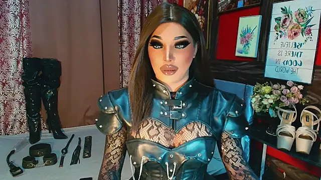 trixxielicious online show from 12-17-25, 11:49