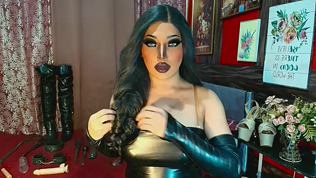 trixxielicious online show from 06-11-26, 01:42