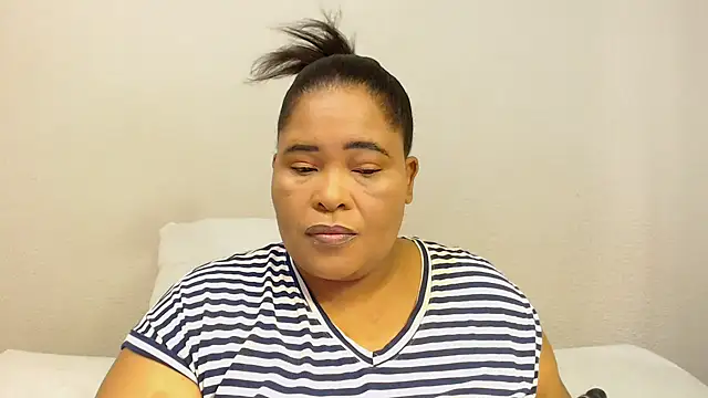 zandile online show from 10-20-25, 10:38