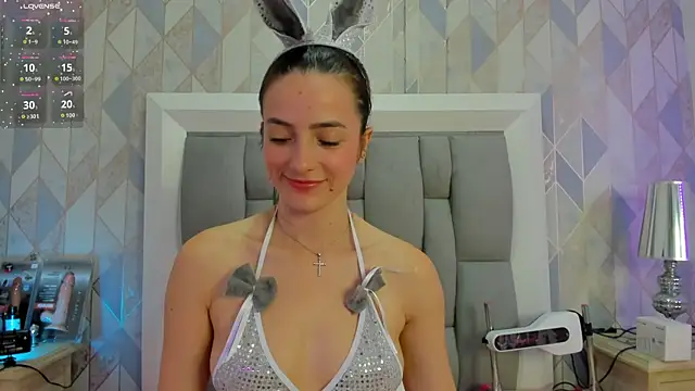 Snapshot of Princsgirl_ chatting on 09-25-25, 07:50 Princsgirl online show from 09-25-25, 07:50