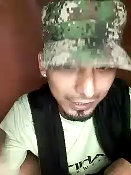 Snapshot of Sirius_5 chatting on 12-31-24, 03:23 Sirius 5 online show from 12-31-24, 03:23