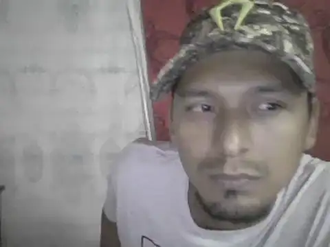 Snapshot of Sirius_5 chatting on 03-08-25, 05:59 Sirius 5 online show from 03-08-25, 05:59