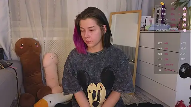 Mira Falls online show from 12-17-24, 10:44