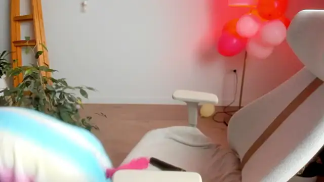 Snapshot of Pokemeboy chatting on 02-17-26, 05:08 Pokemeboy online show from 02-17-26, 05:08