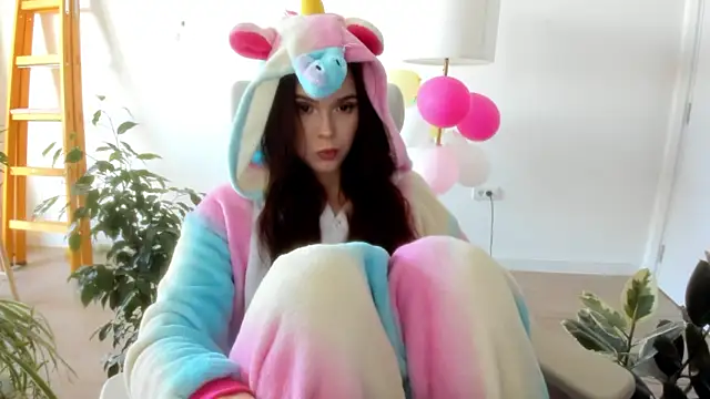 Snapshot of Pokemeboy chatting on 02-25-26, 03:32 Pokemeboy online show from 02-25-26, 03:32