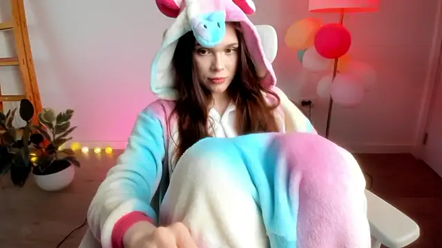 Snapshot of Pokemeboy chatting on 03-10-26, 04:23 Pokemeboy online show from 03-10-26, 04:23