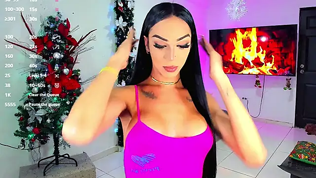 Snapshot of Michell_simons chatting on 12-06-24, 04:03 Michell simons online show from 12-06-24, 04:03