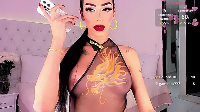 Snapshot of Michell_simons chatting on 11-01-25, 02:13 Michell simons online show from 11-01-25, 02:13