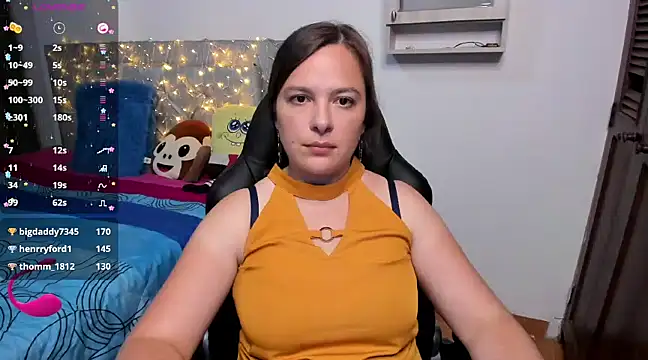 angelaagomez online show from 12-19-24, 02:56