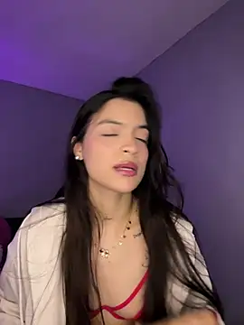 Snapshot of Sammy_pink chatting on 02-14-25, 11:09 Sammy pink online show from 02-14-25, 11:09