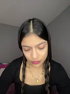 Snapshot of Sammy_pink chatting on 02-20-25, 02:13 Sammy pink online show from 02-20-25, 02:13