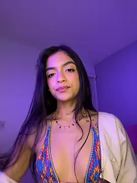 Snapshot of Sammy_pink chatting on 11-15-25, 11:43 Sammy pink online show from 11-15-25, 11:43