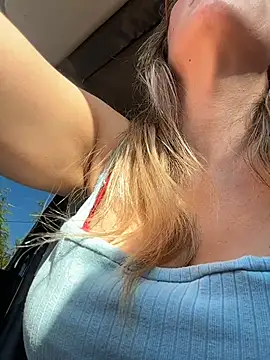 Gatitacarlita online show from 01-07-26, 10:40