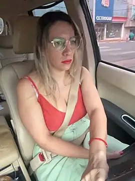 Gatitacarlita online show from 03-16-26, 10:19