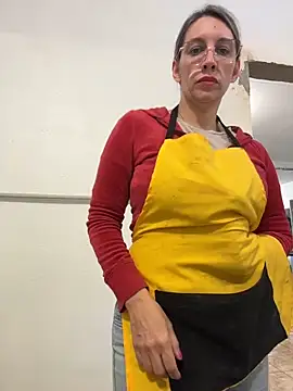 Gatitacarlita online show from 05-15-26, 06:04