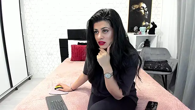 Snapshot of Heidix chatting on 05-18-26, 03:46 Heidix online show from 05-18-26, 03:46