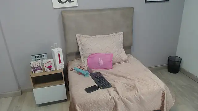 valevicious online show from 10-21-25, 07:03