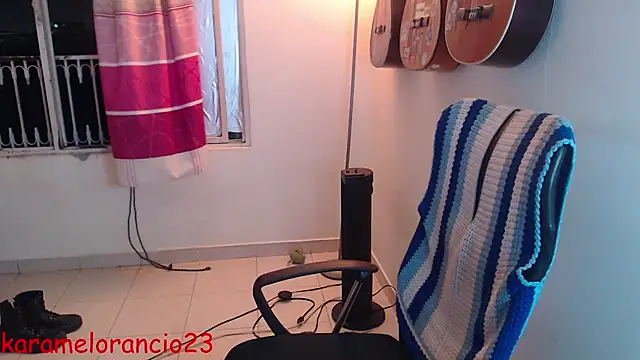 Smoke trip Alicia online show from 10-04-25, 03:37