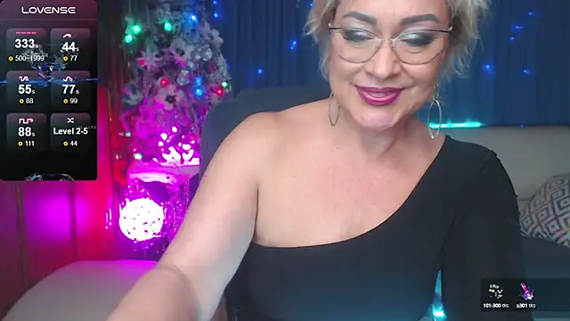 Ellen Ripley online show from 01-11-25, 03:42