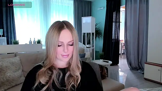 Libby Nora online show from 03-04-25, 01:59