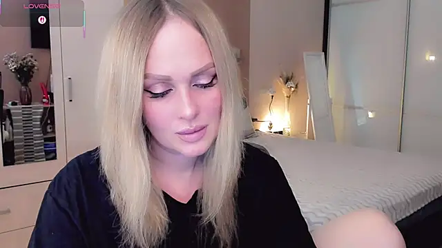 Snapshot of Libby_Nora chatting on 02-19-26, 10:33 Libby Nora online show from 02-19-26, 10:33