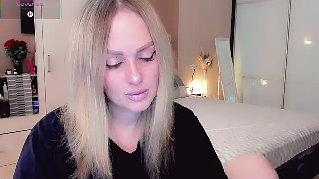 Snapshot of Libby_Nora chatting on 03-10-26, 09:36 Libby Nora online show from 03-10-26, 09:36