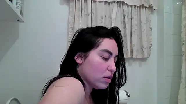 WetFlower69 online show from 06-25-26, 01:49
