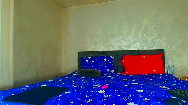 Snapshot of angeliquevany chatting on 03-22-26, 02:42 angeliquevany online show from 03-22-26, 02:42