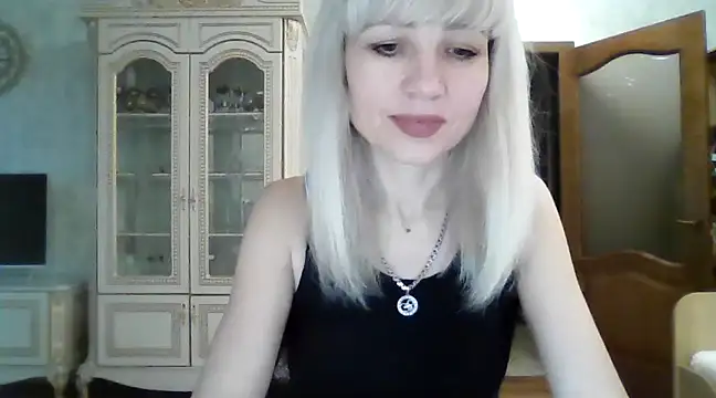 Snapshot of BarbaraKim chatting on 01-08-25, 01:09 BarbaraKim online show from 01-08-25, 01:09