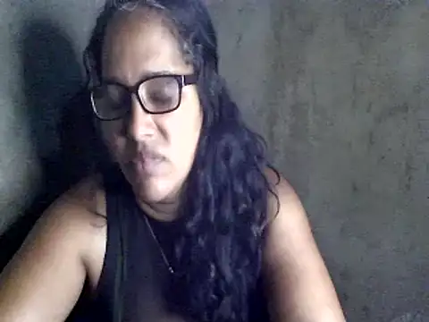 Snapshot of Damita999 chatting on 01-11-25, 05:10 Damita999 online show from 01-11-25, 05:10