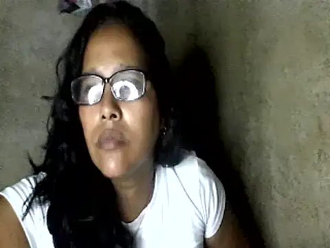 Snapshot of Damita999 chatting on 01-20-25, 12:36 Damita999 online show from 01-20-25, 12:36