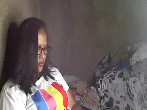 Snapshot of Damita999 chatting on 02-01-25, 01:55 Damita999 online show from 02-01-25, 01:55