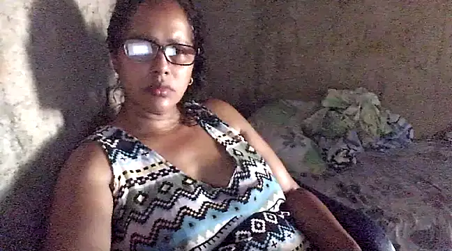 Snapshot of Damita999 chatting on 02-11-25, 07:38 Damita999 online show from 02-11-25, 07:38