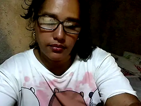 Snapshot of Damita999 chatting on 03-09-25, 02:32 Damita999 online show from 03-09-25, 02:32