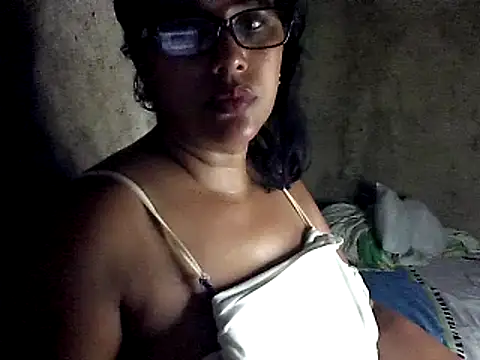 Snapshot of Damita999 chatting on 03-09-25, 06:21 Damita999 online show from 03-09-25, 06:21