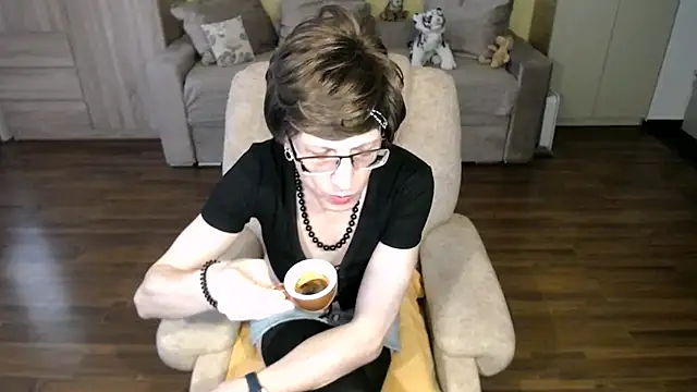 clementine online show from 05-11-26, 09:26