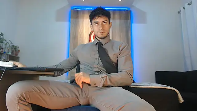 Andrew 4  online show from 11-14-25, 01:48