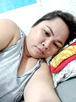 XXLorie 02 online show from 09-30-25, 12:10