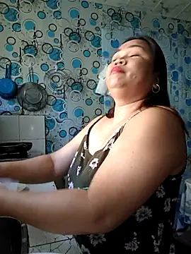 XXLorie 02 online show from 07-05-26, 11:23