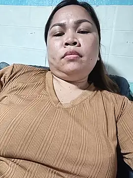 XXLorie 02 online show from 07-20-26, 12:18