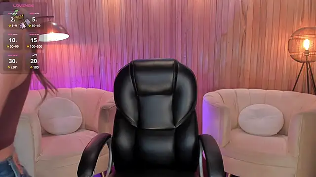 AmyDavis  online show from 12-06-24, 02:13