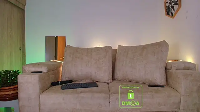 Snapshot of k4y_lover chatting on 03-19-26, 01:42 k4y lover online show from 03-19-26, 01:42