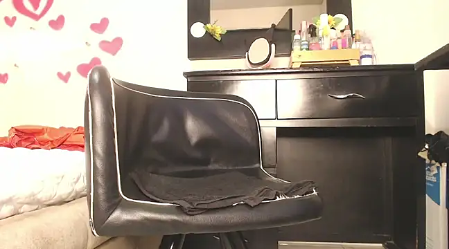 Snapshot of vittoriaromano chatting on 12-03-24, 03:41 vittoriaromano online show from 12-03-24, 03:41